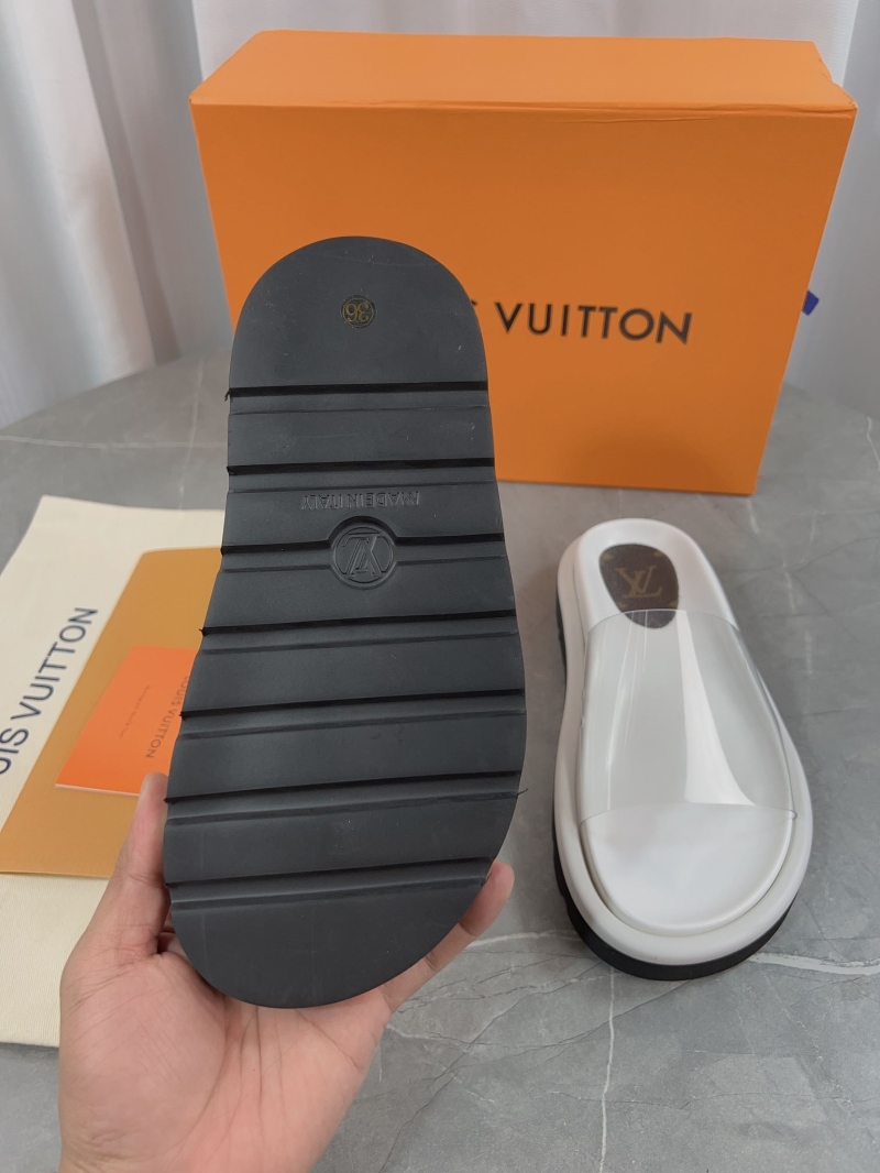 Louis Vuitton Slippers